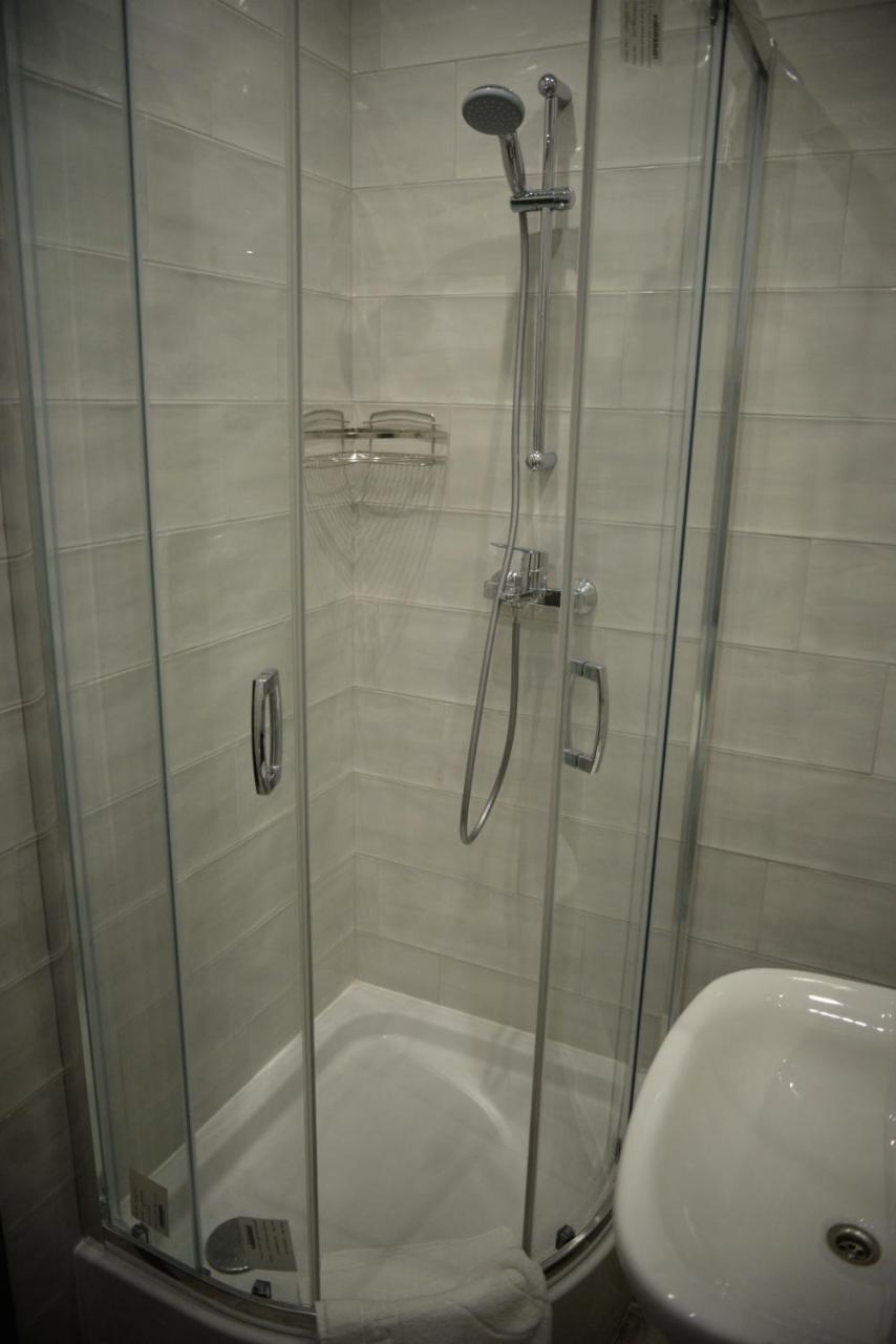 Apart Hotel Lake Apartments Київ Екстер'єр фото