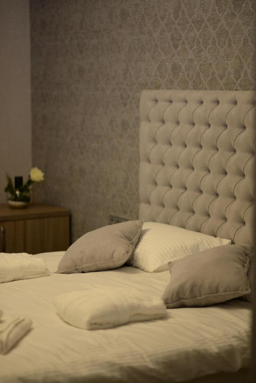 Apart Hotel Lake Apartments Київ Екстер'єр фото