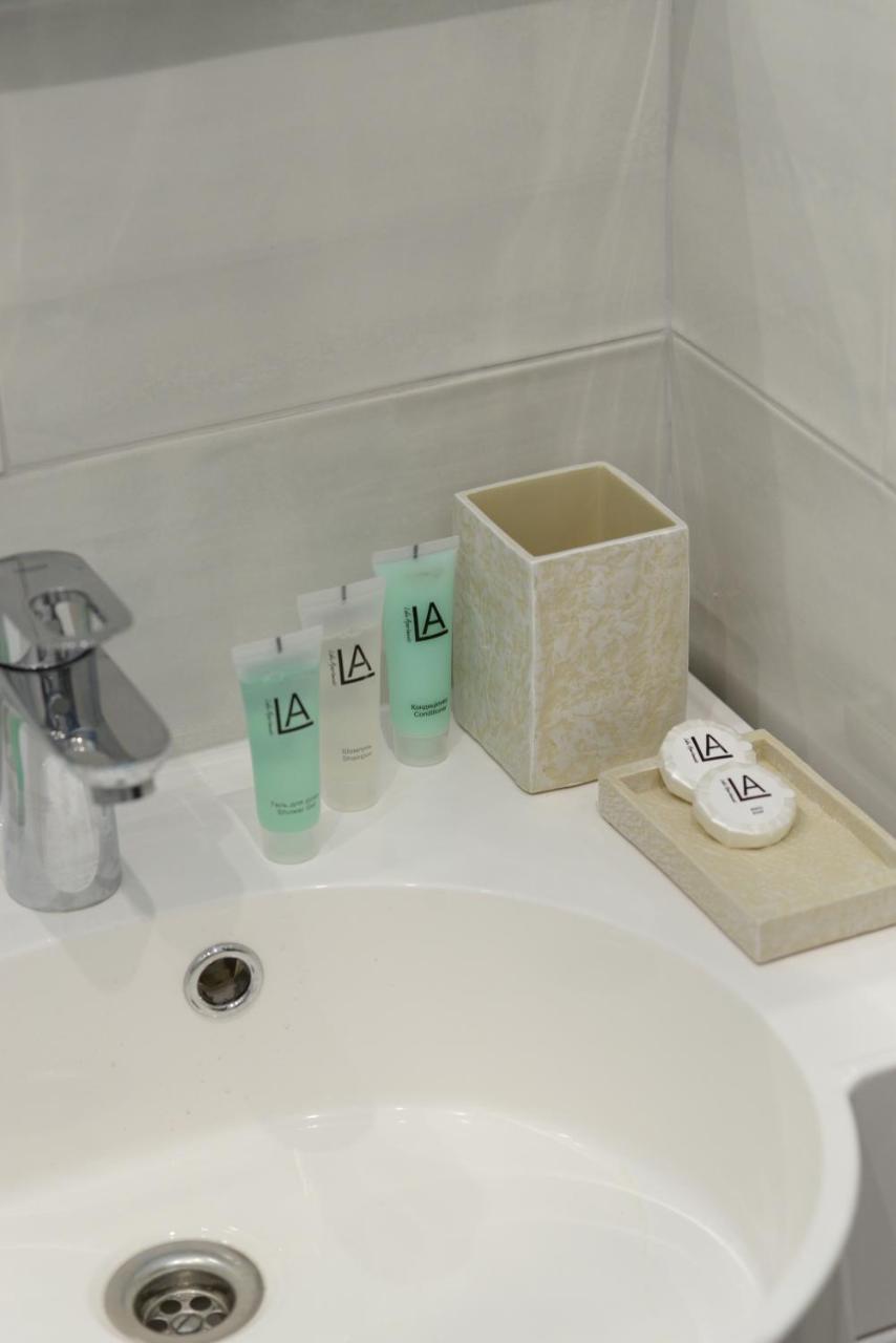 Apart Hotel Lake Apartments Київ Екстер'єр фото