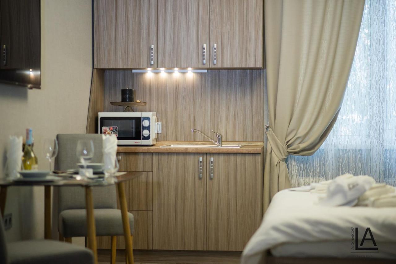 Apart Hotel Lake Apartments Київ Екстер'єр фото